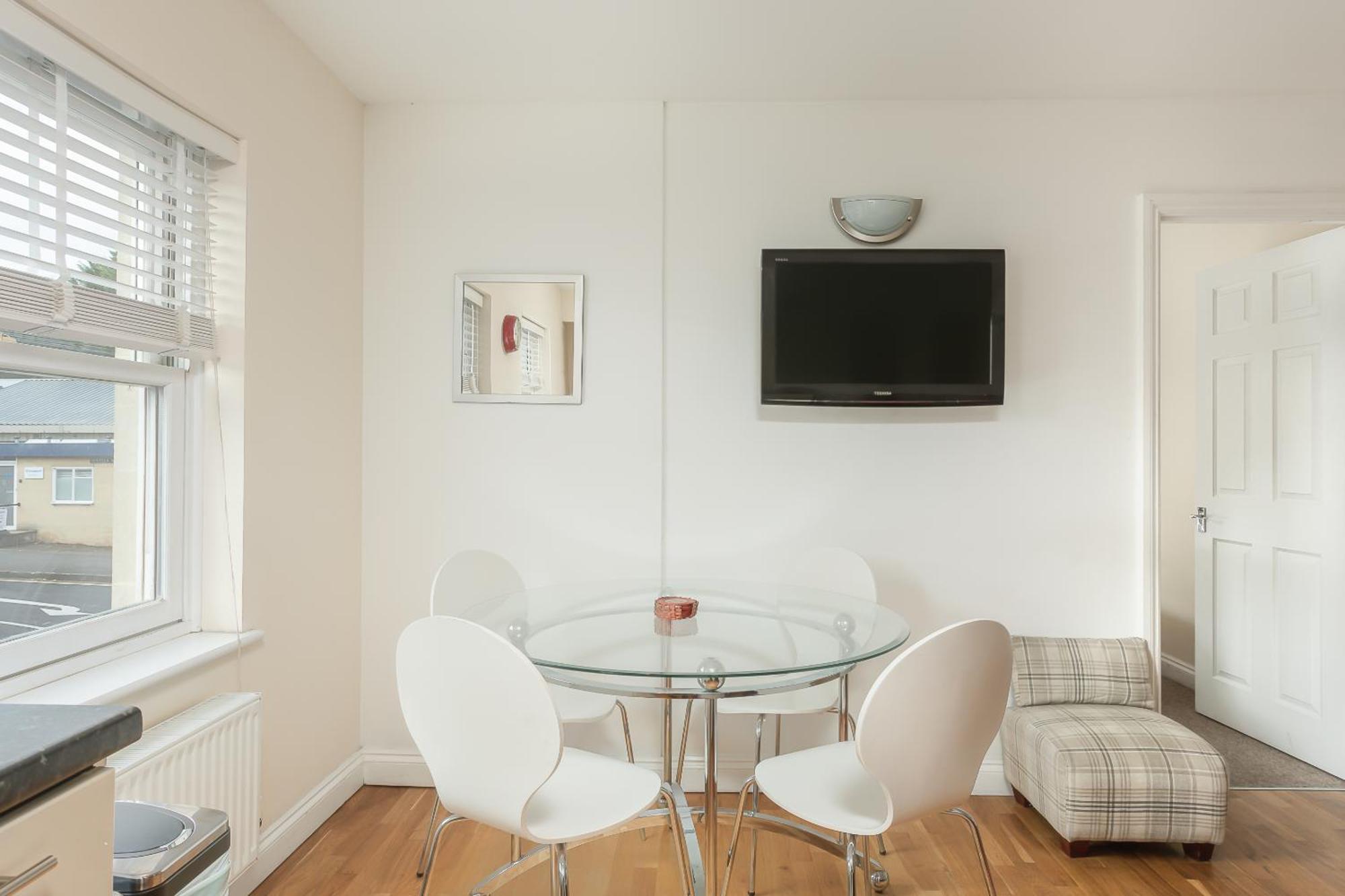 Bath Breaks Apartments Chambre photo